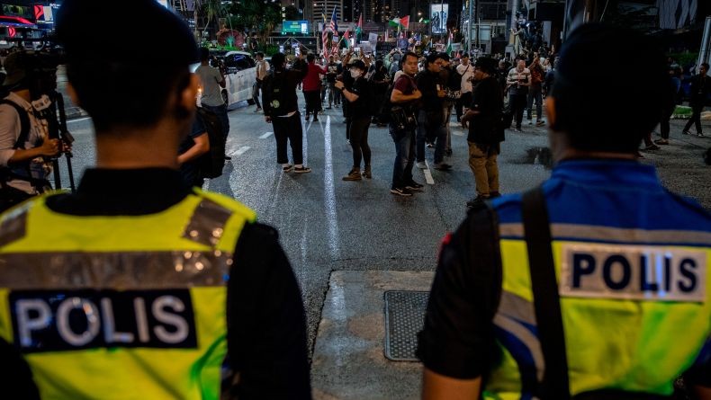 Pria Israel Diduga Agen Mossad Ditangkap di Malaysia, 3 Orang Pemasok Senjata Ditangkap