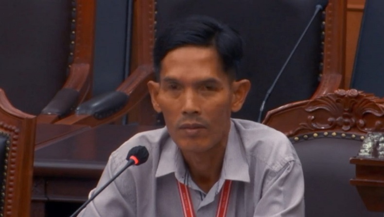 Ketua KPPS Pekanbaru Ungkap Surat Suara Siluman, Sudah Tercoblos Prabowo-Gibran