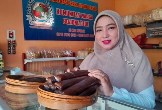 Kisah Sukses Nurhayati Kelola Usaha Keluarga Dodol D'Tungku Bojonggede