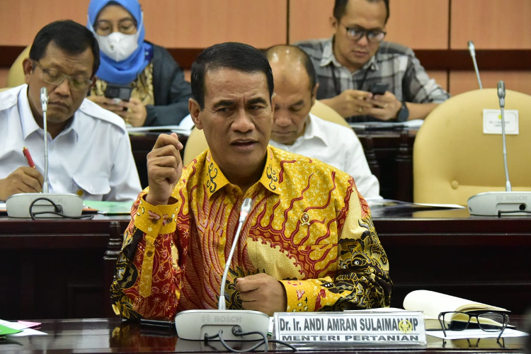 Mentan Amran Tegaskan Pemerintah Fokus Atasi Penurunan Produksi Pertanian