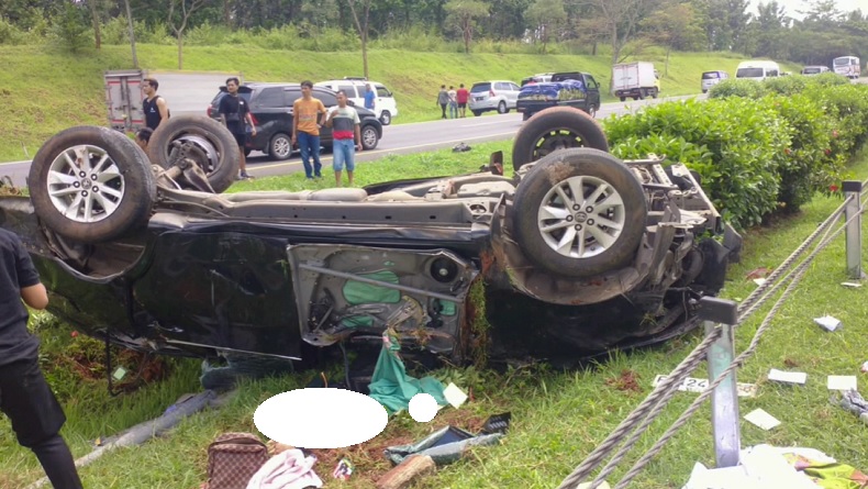 Kecelakaan di Tol Cipali, Anggota DPRD Jabar dan Anaknya Dilarikan ke RS Hamori Subang