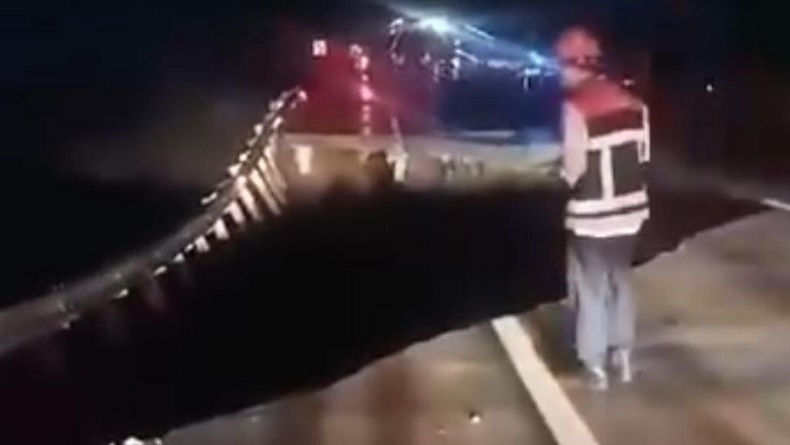 Trans Jabar Tol Ungkap Dugaan Penyebab Longsor di Tol Bocimi