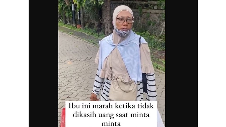Viral Emak-Emak Mengamuk karena Tidak Dikasih Uang saat Minta-Minta