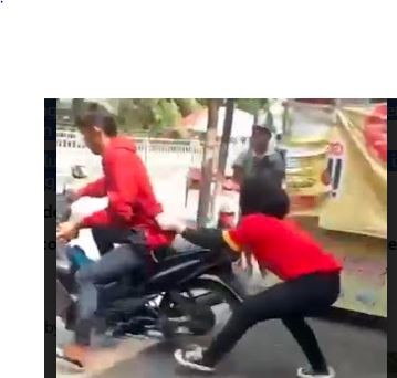 Viral Kasir Minimarket di Semarang Kejar Pencuri Parfum hingga Terseret Motor