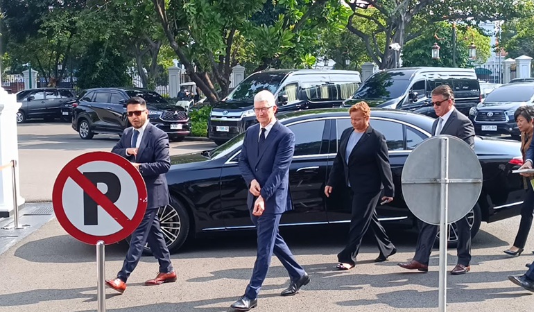 Bertemu Tim Cook, Jokowi Ajak Apple Bantu Pengembangan Smart City di IKN