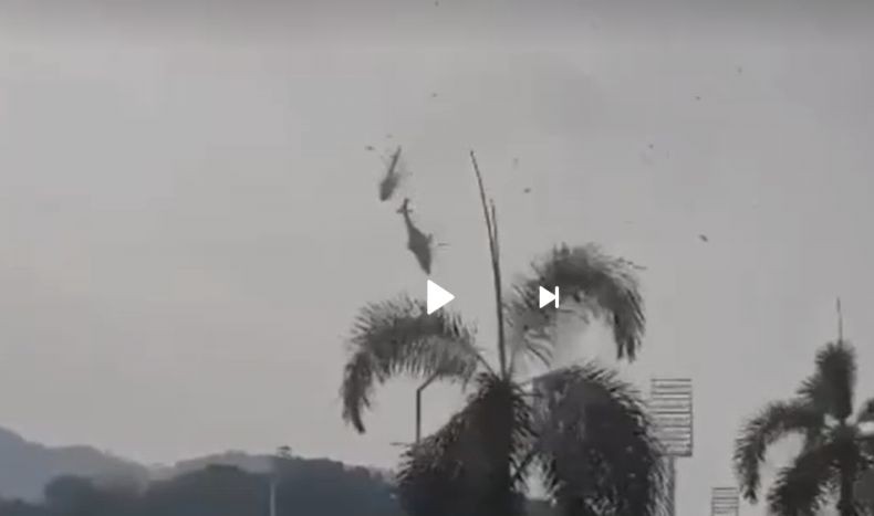 2 Heli Militer Bertabrakan di Udara saat Latihan Parade, 10 Orang Tewas
