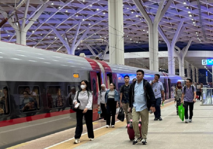 Kereta Cepat Whoosh Angkut 222.309 Penumpang pada Mudik Lebaran 2024