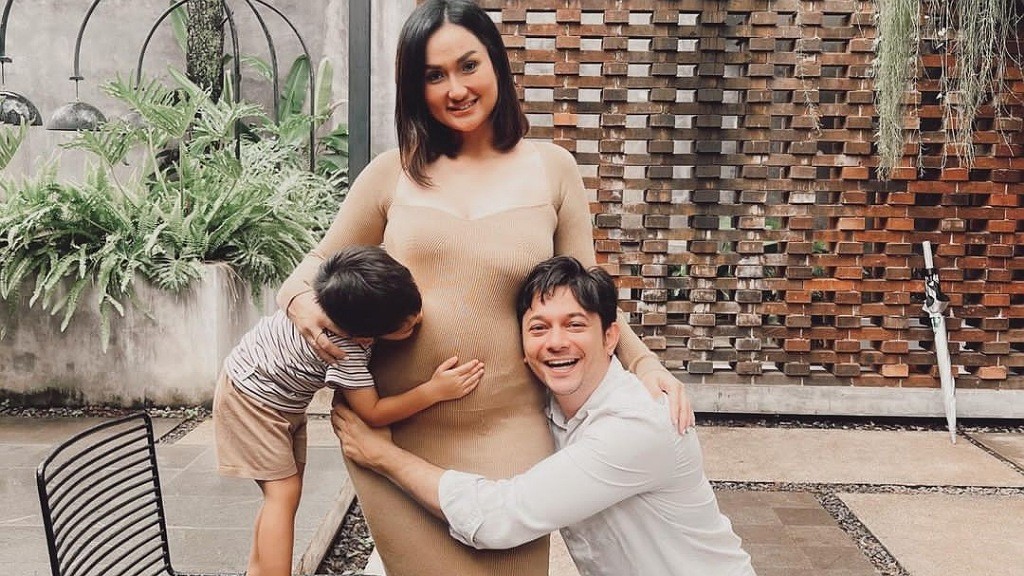 Heboh, Andrew Andika Diduga Selingkuh, Bertemu Perempuan Lain saat Istri Hamil Besar!