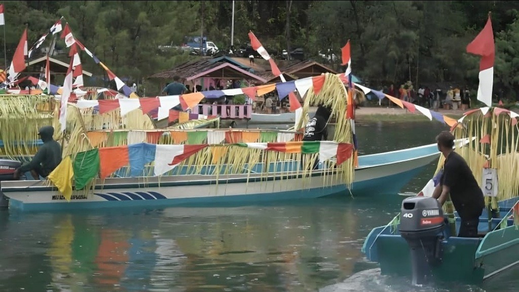 Mengintip Keindahan Pulau Taliabu di Maluku Utara, Ada Danau Likitobi hingga Budaya yang Unik!