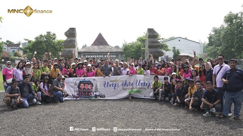 Gelar Gathering di Yogyakarta, Direksi dan Karyawan MNC Finance Kobarkan Semangat Api dan Kuatkan Kolaborasi 