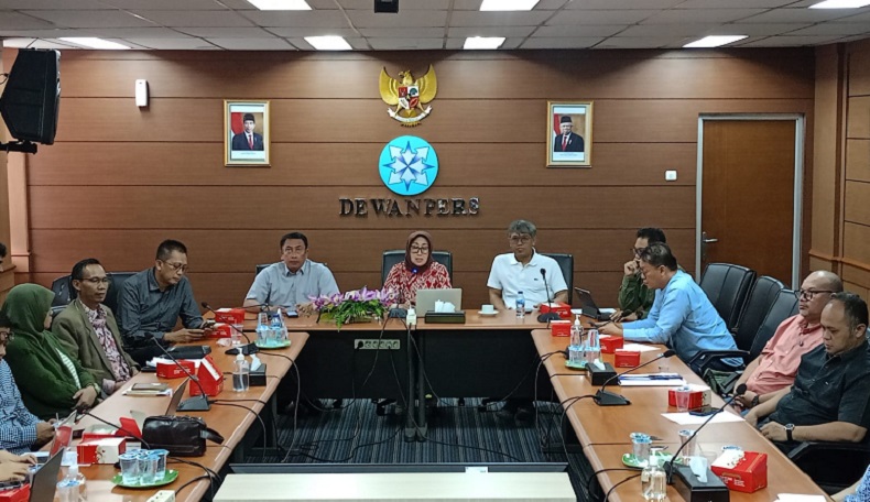 Dewan Pers Tolak RUU Penyiaran yang Larang Investigasi, Karya Jurnalistik Berkualitas Tak Boleh Dikekang