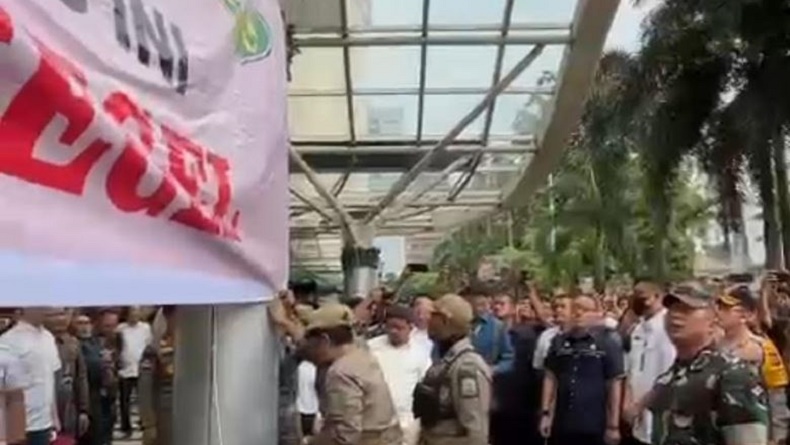 Bayar Tunggakan Pajak, Mall Center Point Medan Batal Dirobohkan