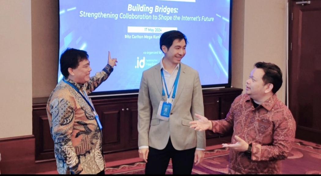 Pandi Kembangkan Nama Domain Beraksara Nusantara