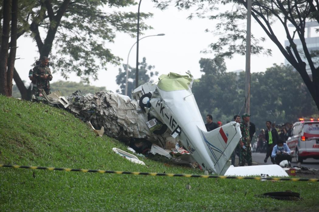 Kemenhub: Pesawat Latih Jatuh di BSD Berisi Penerbang, Engineer dan Penumpang