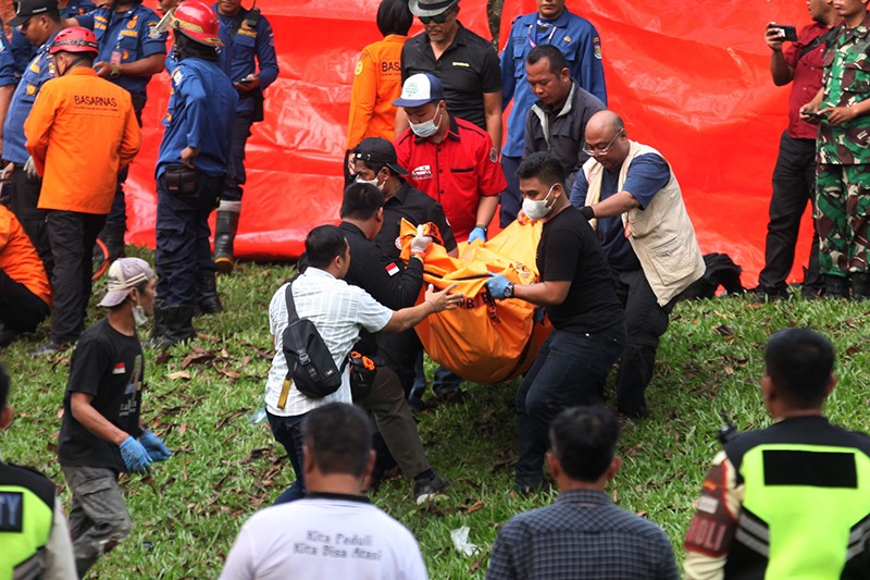 3 Korban Pesawat Jatuh di BSD Tewas akibat Benturan di Kepala hingga Dada