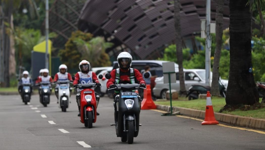 ESG Mission AHM, Pengalaman Baru Berkendara Motor Listrik Honda EM1 e