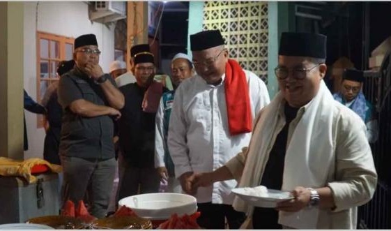 Wabup Kukar Ikut Sahur Bersama, Masyarakat Marangkayu Mengaku Bangga
