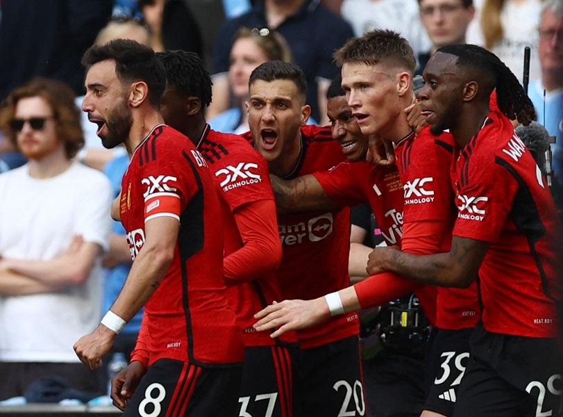 Hasil Final Piala FA: Man United Juara usai Hajar Man City!