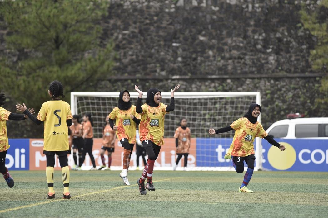 368 Siswi SD di Jakarta Ramaikan MilkLife Soccer Challenge, Pondasi untuk Pengembangan Sepak Bola Putri Indonesia