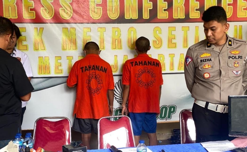 Buka Jasa Pembuatan SIM hingga Ijazah Palsu di Medsos, 2 Pria di Setiabudi Ditangkap Polisi 
