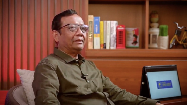 Mahfud: Mestinya Sukatani Tak Perlu Minta Maaf dan Tarik Lagu Bayar Bayar Bayar