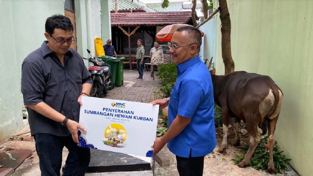 Sambut Idul Adha, MNC Peduli Beri Hewan Kurban untuk Kecamatan Menteng