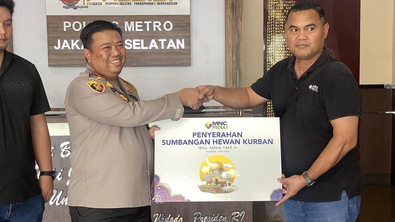 MNC Peduli Salurkan Hewan Kurban untuk Warga melalui Polres Jaksel