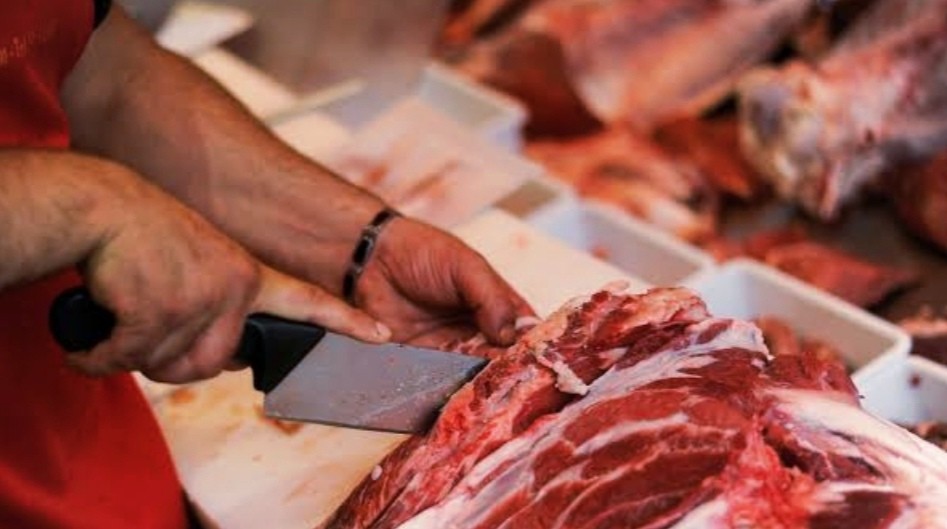 Makan Daging Kurban, Lebih Banyak Mana Kandungan Kolesterol Sapi dan Kambing? 