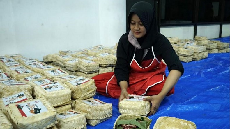 Ini Manfaat Daun Singkong dan Talas untuk Pembungkus Daging Kurban