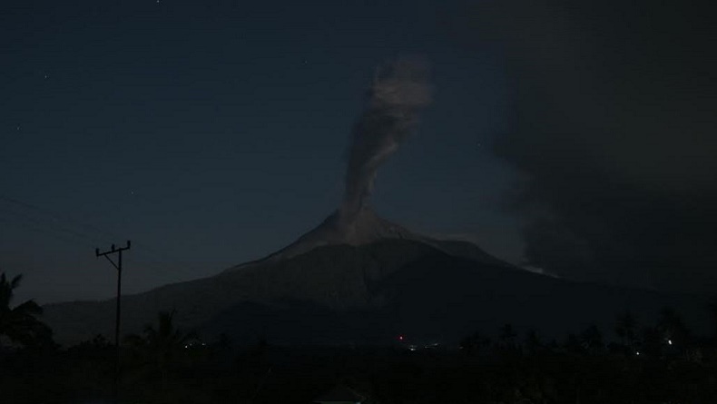Gunung Lewotobi Laki-Laki Erupsi Beruntun, Warga Diminta Waspada Banjir Lahar Hujan