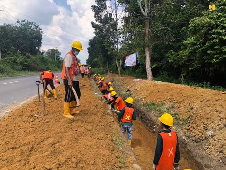 Kementerian PUPR Serap 51.964 Tenaga Kerja Padat Karya Pemeliharaan Jalan dan Jembatan 