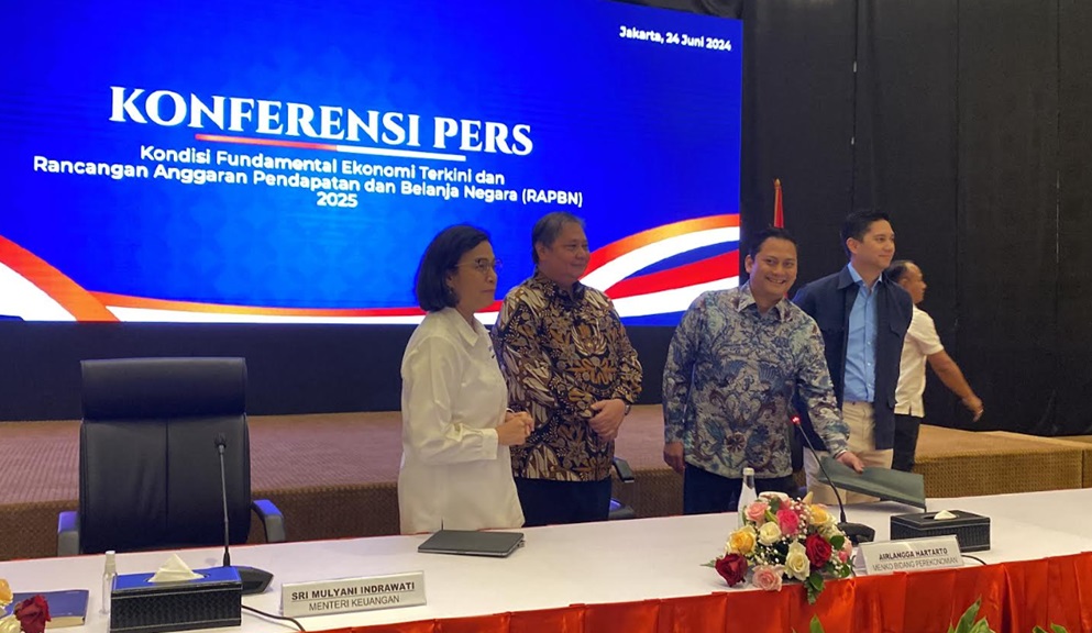 Ini Alasan Sri Mulyani Hadirkan Tim Sinkronisasi Prabowo-Gibran Bidang Keuangan di Paparan RAPBN 2025