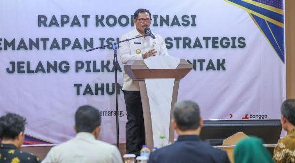 Kata Nana Sudjana soal Kades di Pati Dukung Irjen Ahmad Luthfi di Pilgub Jateng