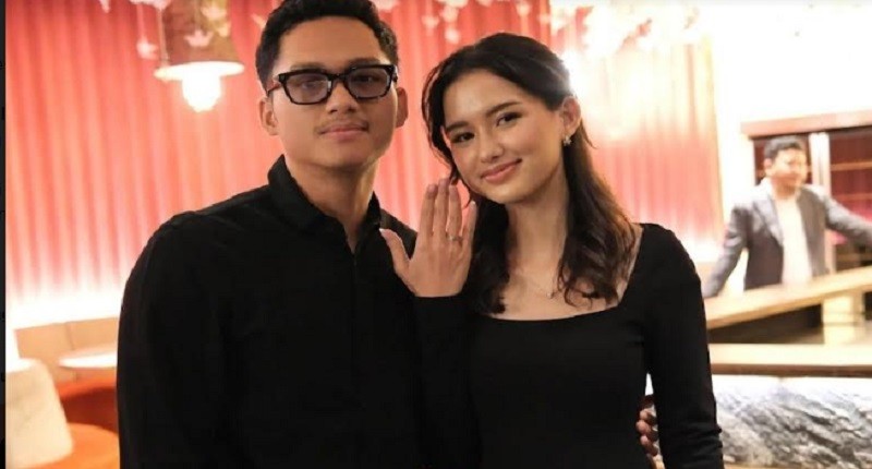 Sarah Menzel Dilamar Azriel Hermansyah, Ibunda Ikhlas Anaknya Pindah Agama