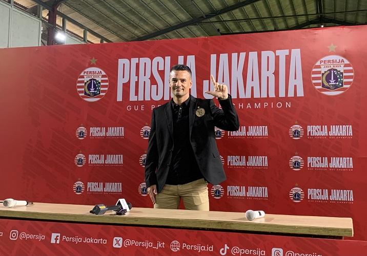 Ini Alasan Persija Tunjuk Carlos Pena Gantikan Thomas Doll