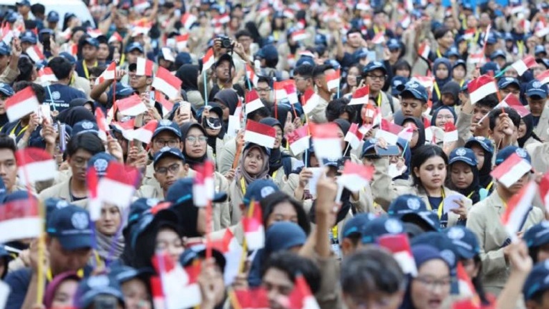 UGM Terjunkan 7.162 Mahasiswa KKN ke 35 Provinsi di Indonesia, Pecahkan Rekor MURI