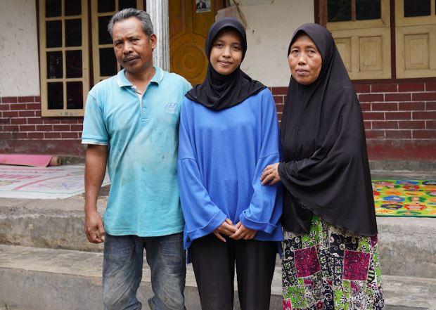 Kisah Mar’atul Hofizoh, Anak Buruh Perkebunan Kelapa Masuk UGM Tanpa Tes 