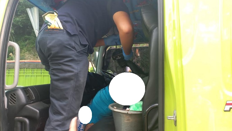 Identitas Sopir Truk di Padang Ditemukan Tewas Saat Parkir, Okto Koma Riki Warga Sijunjung