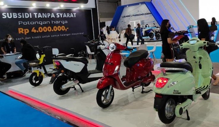 Penjualan Masih Kecil, Motor Listrik Belum Masuk Balai Lelang