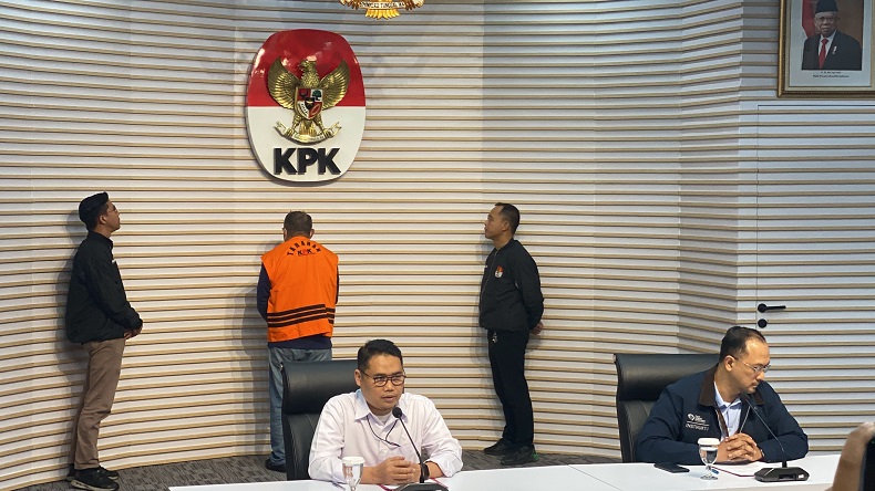 KPK Tetapkan Kadisdik Malut Tersangka Kasus Abdul Gani Kasuba, Langsung Ditahan