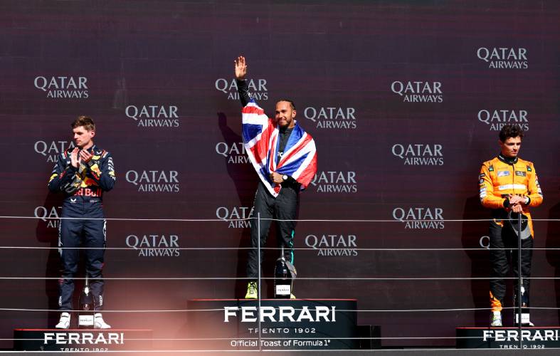 Hasil F1 GP Inggris 2024: Lewis Hamilton Akhiri Paceklik Juara dengan Ukir Rekor 9 Titel di Negara Sendiri
