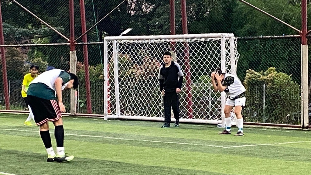 Asyraf Jamal Tak Sabar Tepis Tendangan Yusuf Mahardika di Ajang Celebrity Mini Soccer Euphoria Fest 2024 
