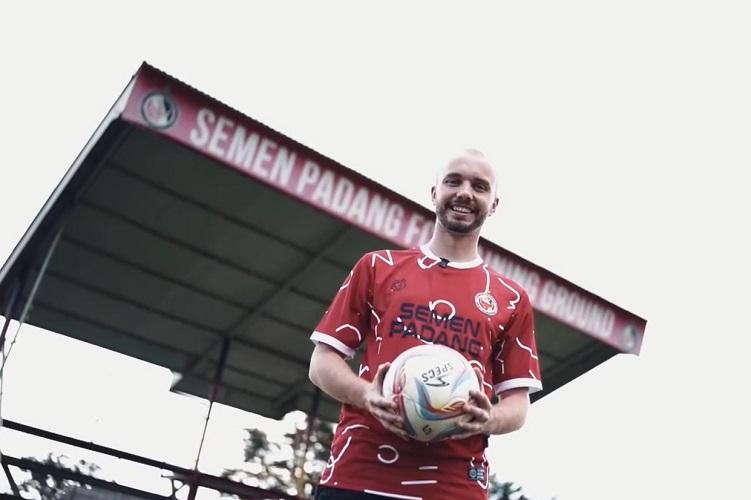 Semen Padang Rekrut Mantan Gelandang Manchester United