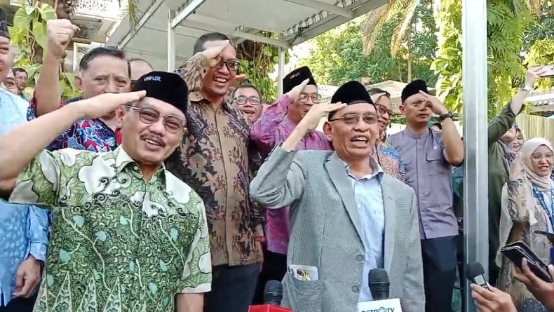Rektor Unair Kembalikan Jabatan Budi Santoso sebagai Dekan Fakultas Kedokteran 