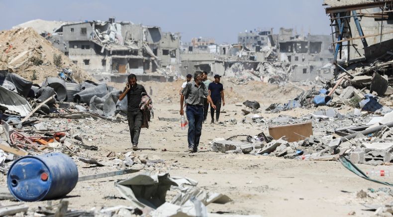 Israel Terus Gempur Jalur Gaza dari Utara hingga Selatan, Puluhan Warga Palestina Gugur