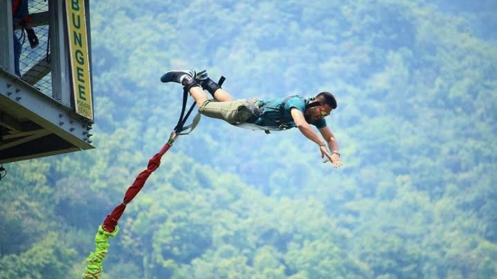5 Tempat Bungee Jumping di Bali Harus Dicoba Minimal Sekali Seumur Hidup, Bisa Bikin Gemetar!