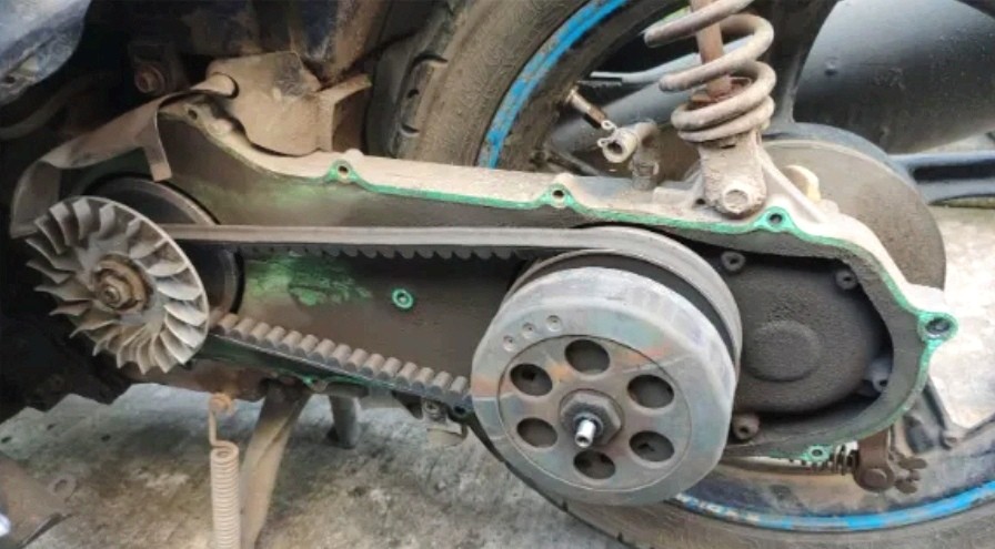 Kapan Waktu Servis CVT Motor Matic? Jangan Abai Tenaga Bisa Lemot dan Boros