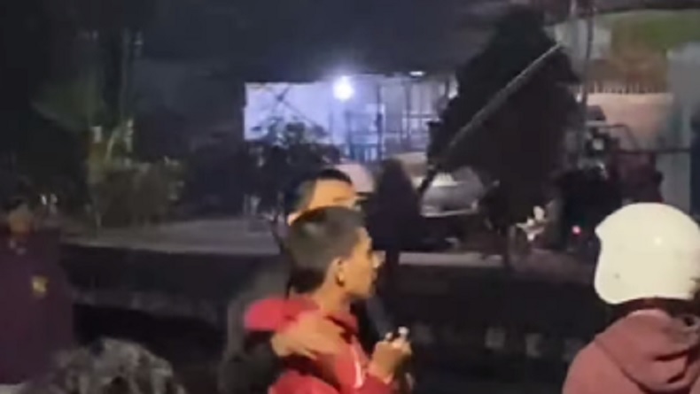 Lerai Tawuran, Warga di Kemayoran Malah Dibacok hingga Terkapar