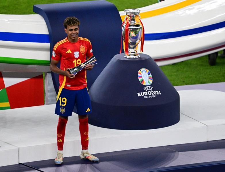 Ini Rekor-Rekor Lamine Yamal di Euro 2024: Muda, Beda dan Berbahaya!