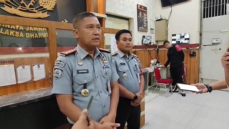 Geledah Koper Mantan Pj Bupati Bandung Barat, Petugas Rutan Kebonwaru Temukan Pistol dan HP